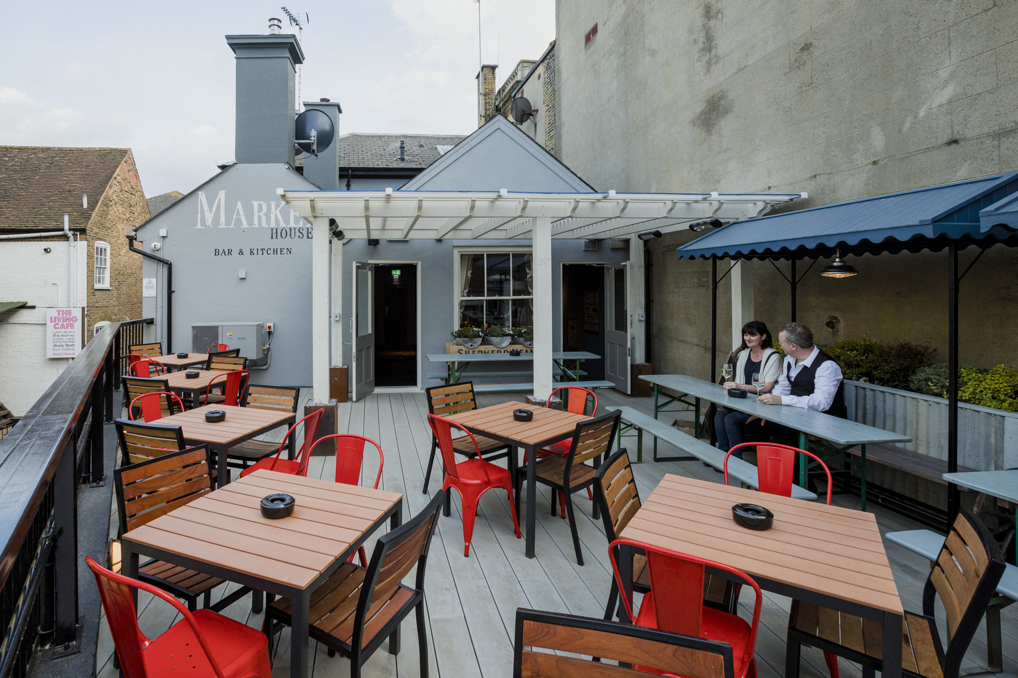 HISTORIC MAIDSTONE PUB REOPENS AFTER £900,000 REFURBISHMENT